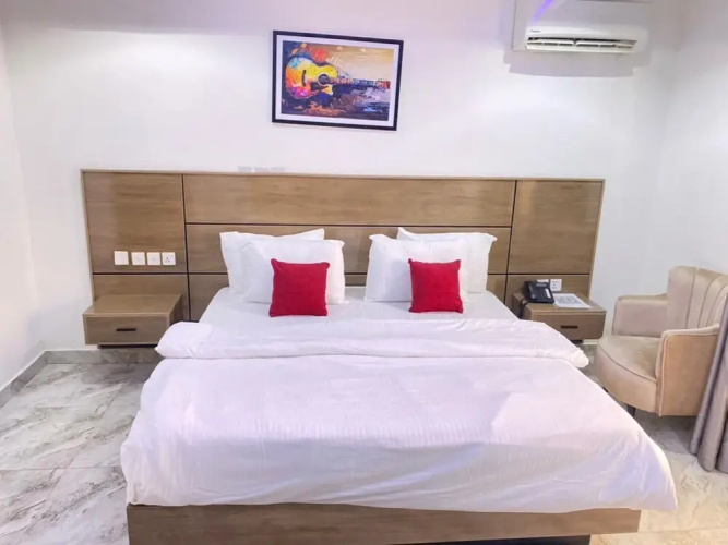 1 Oak Apartments Guzape