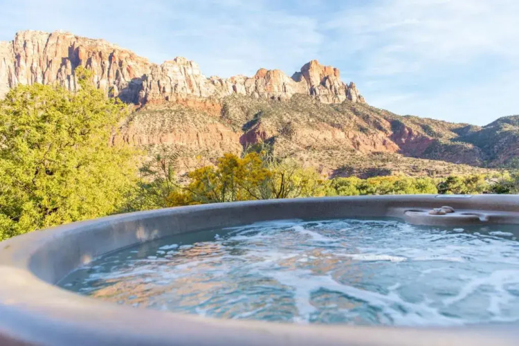 Red Rock Inn