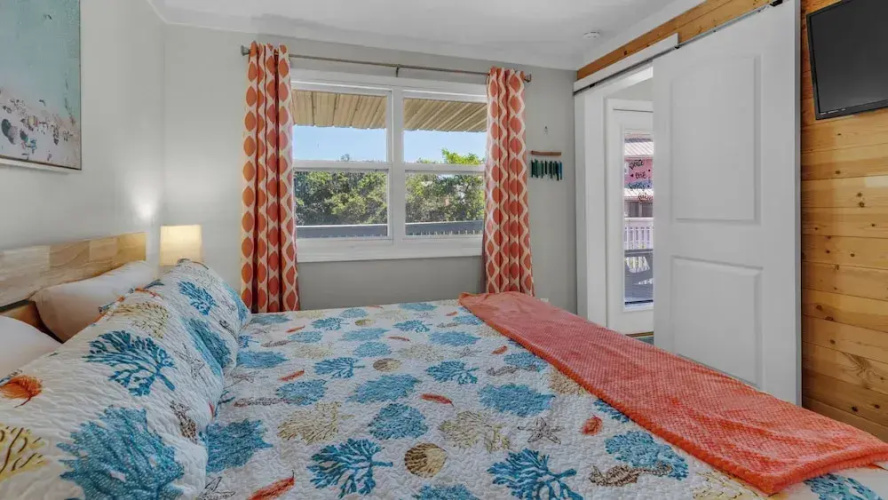 1br/1ba, Covered Parking, Perfect for Couples!