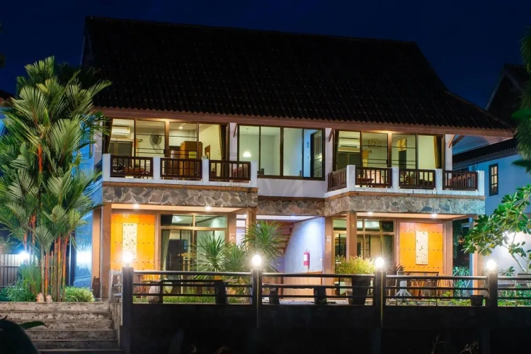 Deluxe Double room with balcony and with view