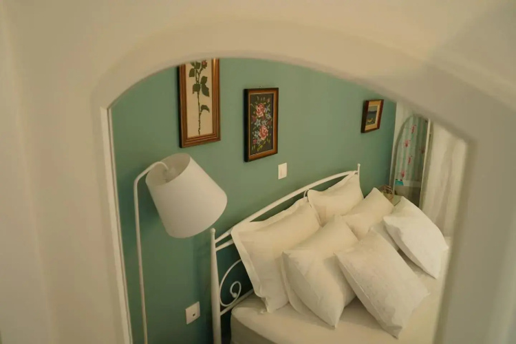 Central Apartment 2’ To Metro