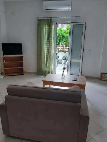 Falopa Apartments