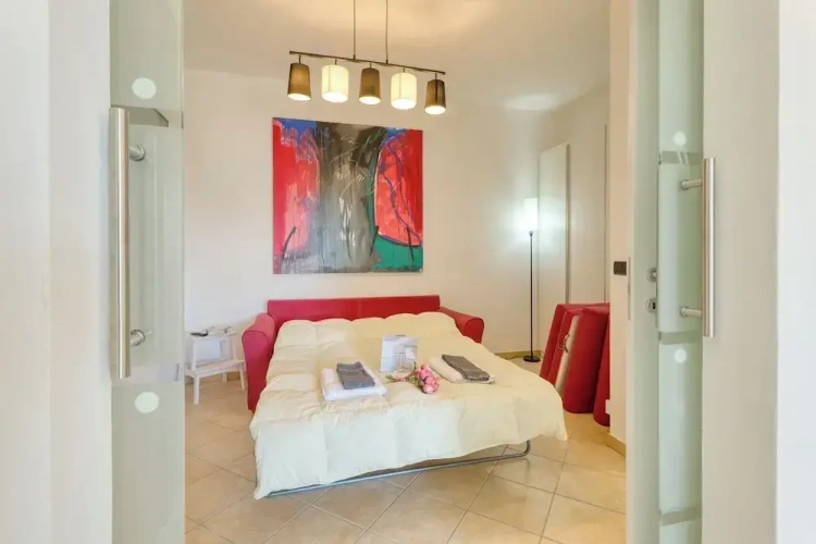 2 Bedrooms Family Apartment with sea view