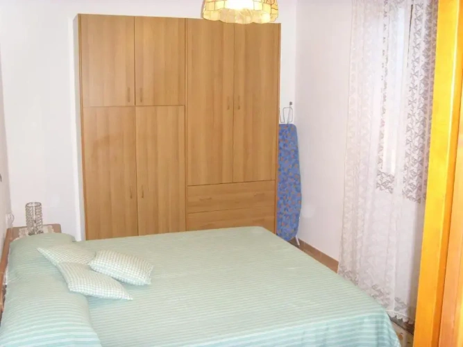 2 Bedrooms Cottage