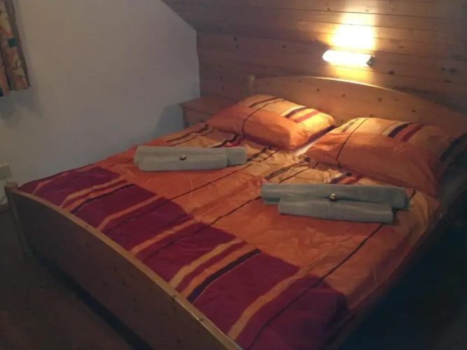 5 Bedrooms Chalet