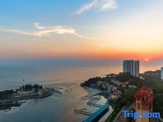 Xunqu First Line Seaview Resort Apartment