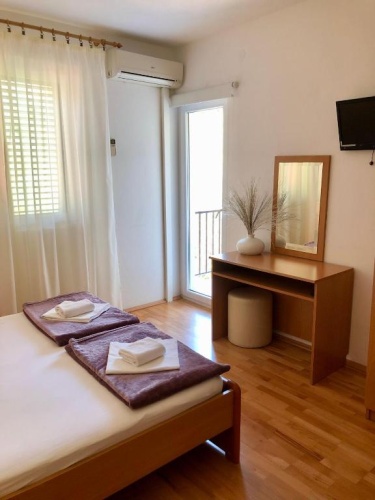Standard Double room with balcony and with garden view