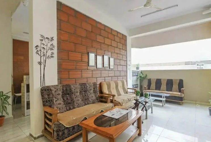 Goroomgo  Ample Mint Bengaluru
