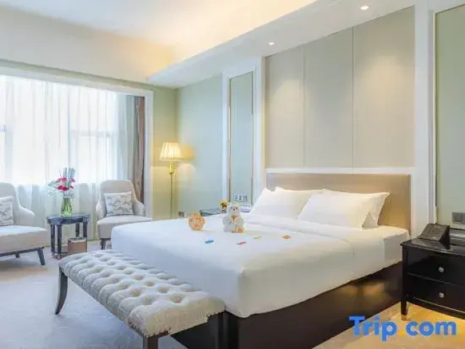 Standard Double Suite