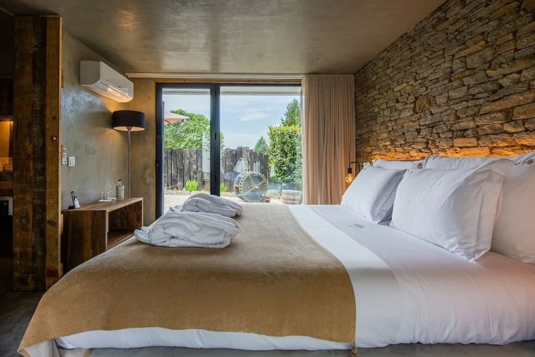 1 Bedroom Cottage with balcony