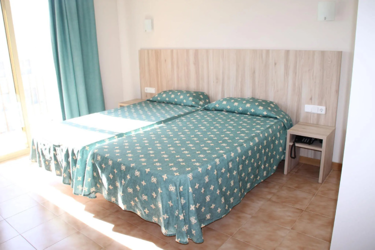 Hotel Iris - Only Adults photo 7