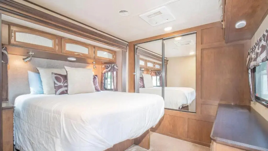Destination RV IV Fully Setup OK44