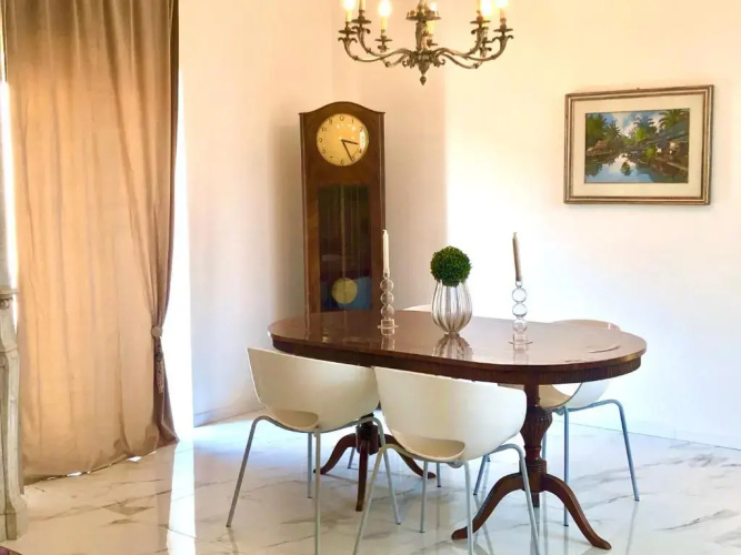 MB2 Apartment