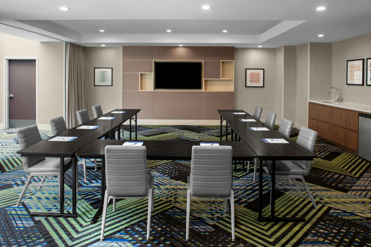 Holiday Inn Express & Suites Woodside LaGuardia Airport photo 20