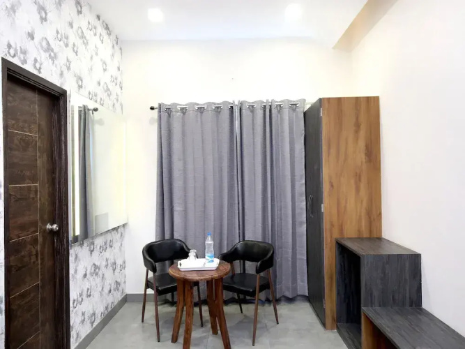 Oyo 18319 Hotel Boss