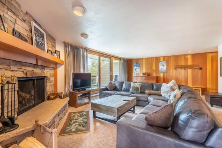 3 Bedrooms Standard room with balcony