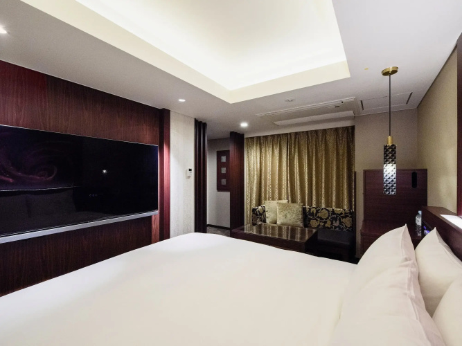 Meguro Holic Hotel