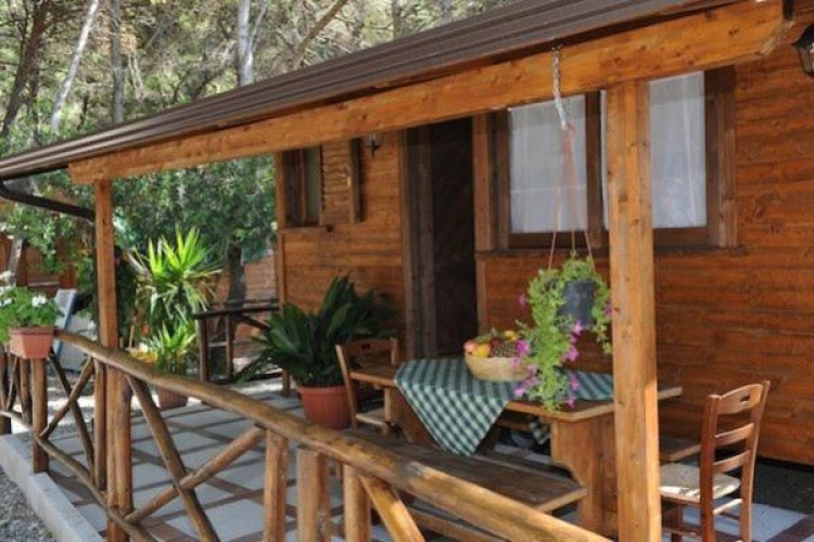 2 Bedrooms Chalet