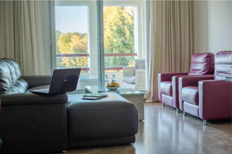 Mnar Castle Apartments