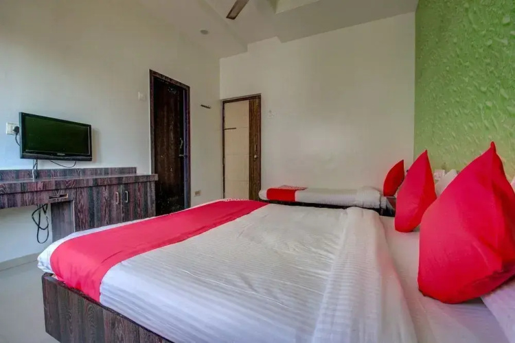 Hotel Saichha by OYO Rooms