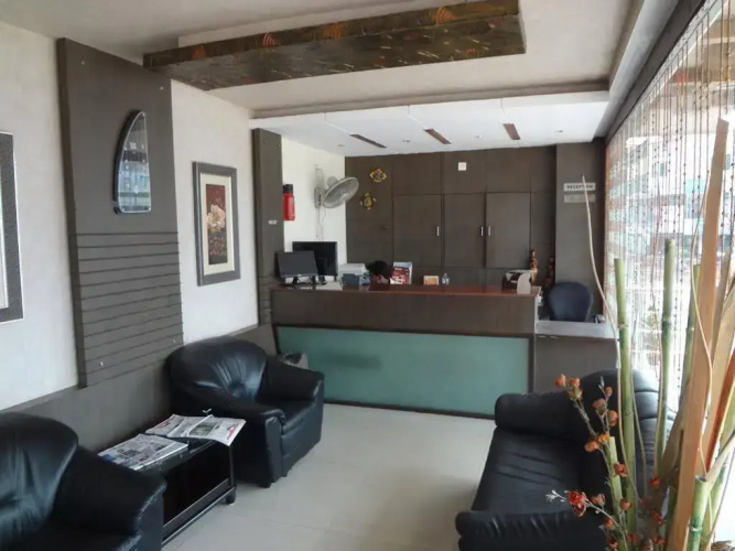 Hotel Athidi Inn