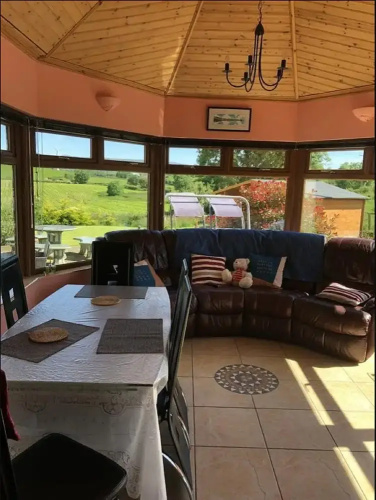 Leigh House Bed and Breakfast