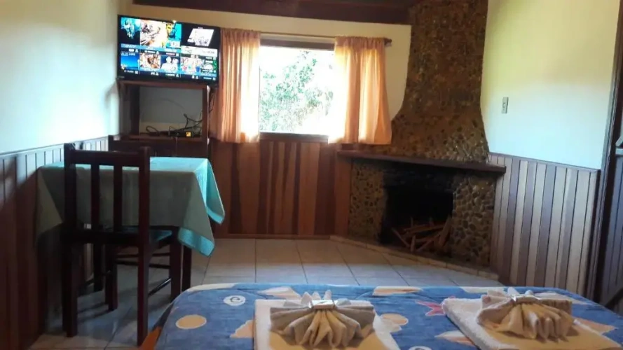 2 Bedrooms Chalet