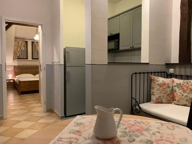 1 Bedroom Apartment