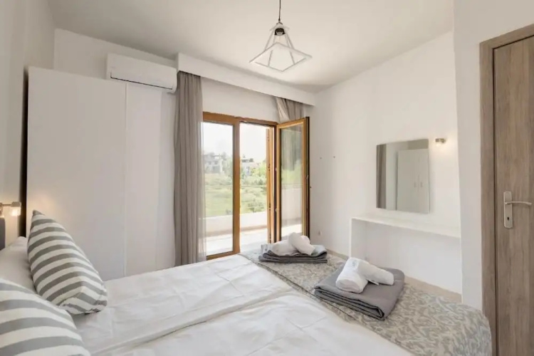 Elani Elaia Villas