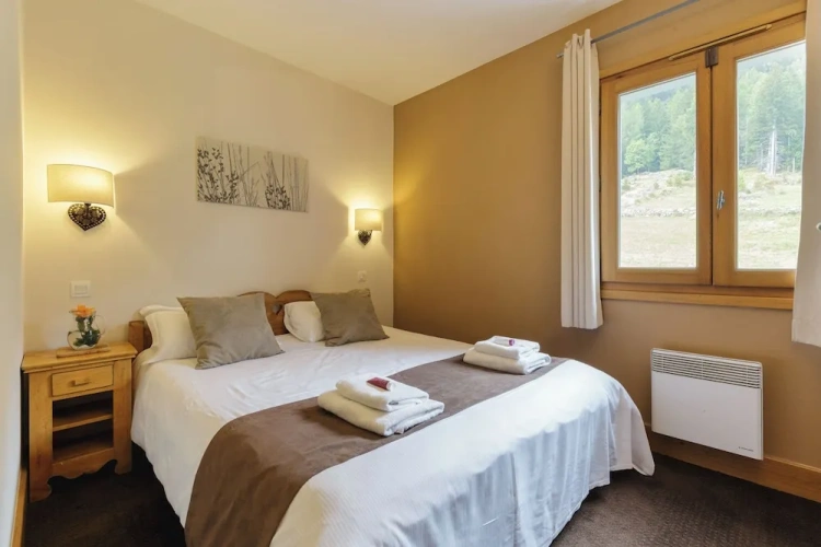 2 Bedrooms Family Apartment