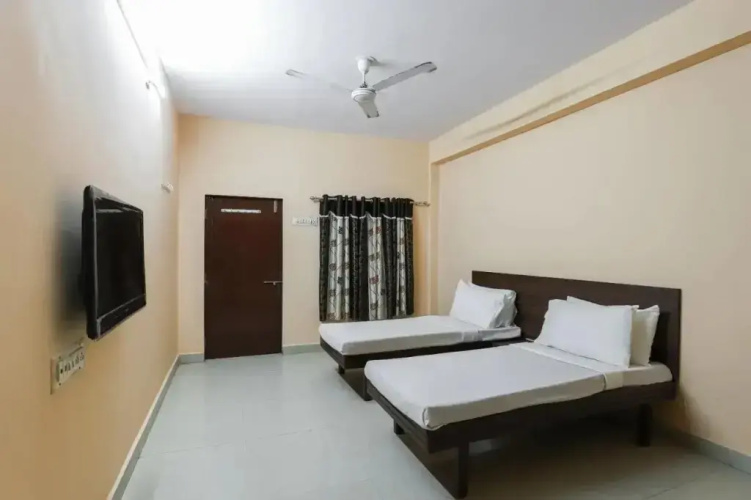 Hotel Jay Kishan by OYO Rooms
