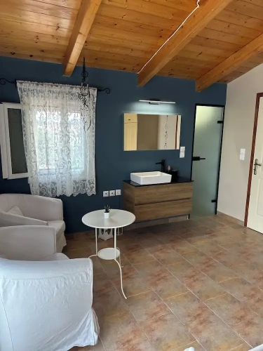 3 Bedrooms Villa