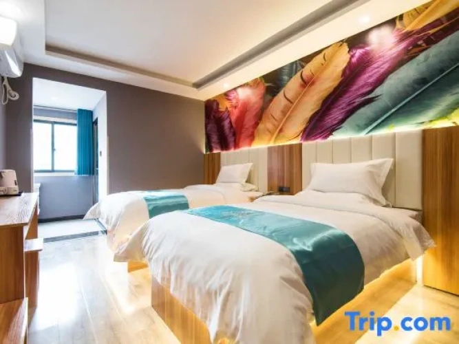 Premium Twin room