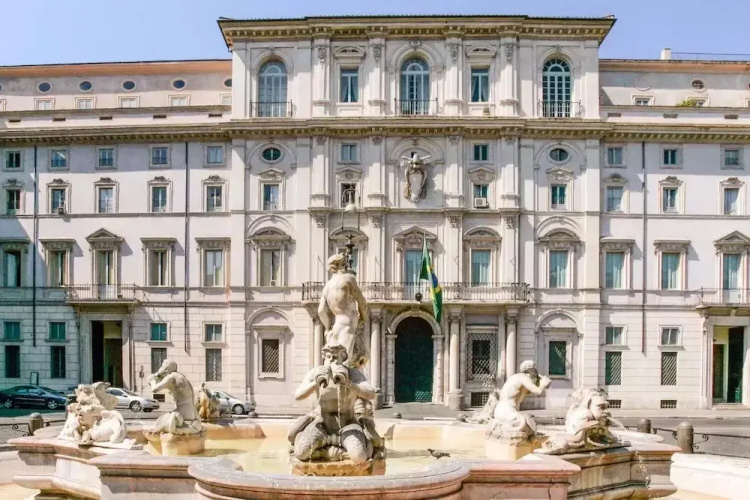 Bernini Apartment