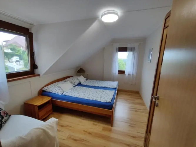 3 Bedrooms Apartment
