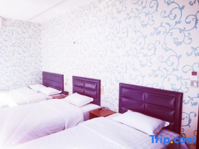 Business Triple room
