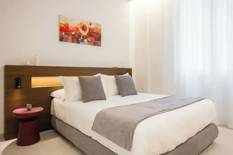 Nora's Suites