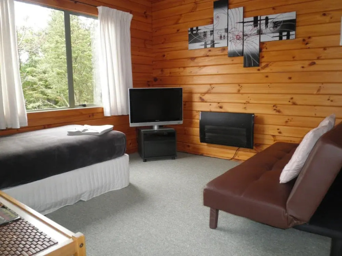 Forest Peak Motel
