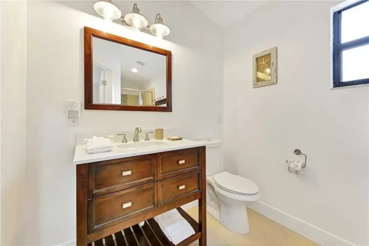 Pelican Beach - Three Bedroom Home