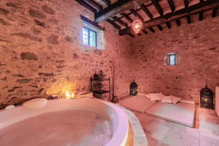 Gran Burrone Castle in Borgo a Mozzano