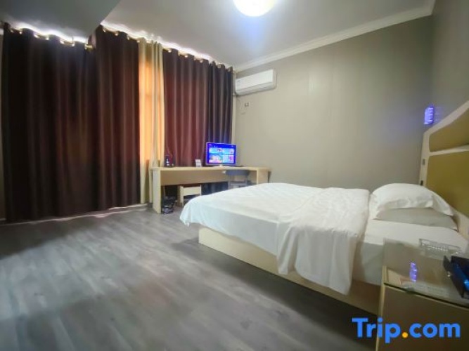 Standard room with river view