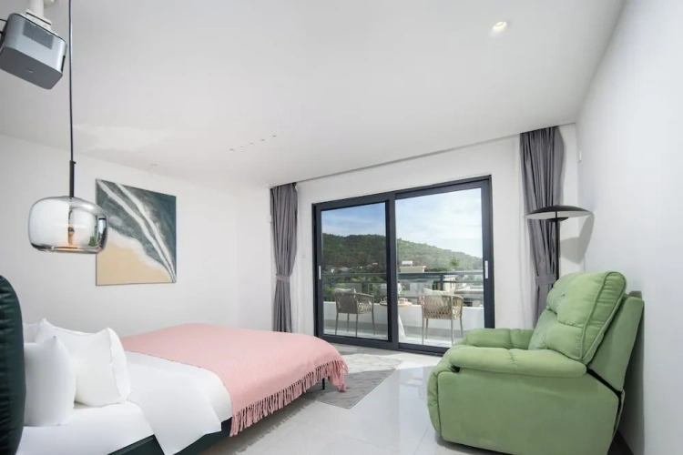 Superior Double room with balcony and with mountain view