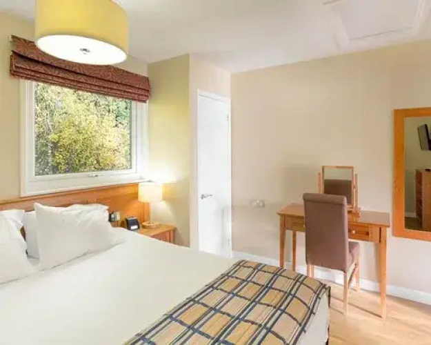 Pine Lake Resort - 4 Nights, Lancashire, England