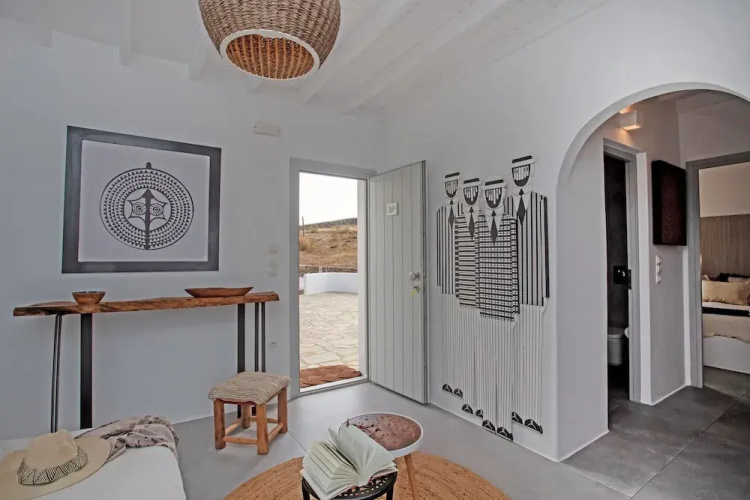 Nur Mykonian Suites