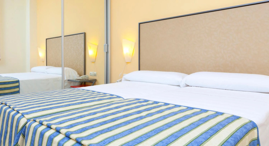 Apartamentos Vértice Sevilla Aljarafe photo 7