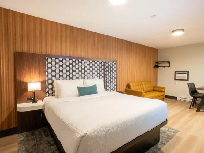 1 Bedroom Quadruple Suite