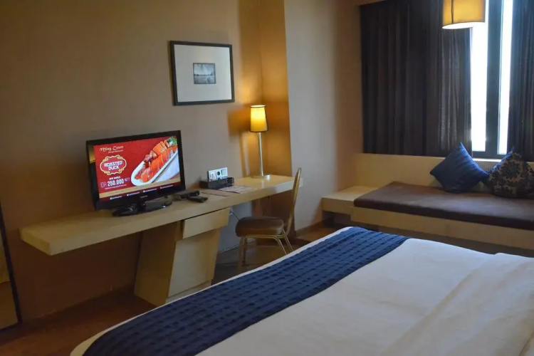Garden Palace Hotel Surabaya