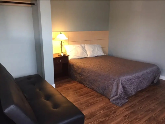 Peace River Inn & Suites