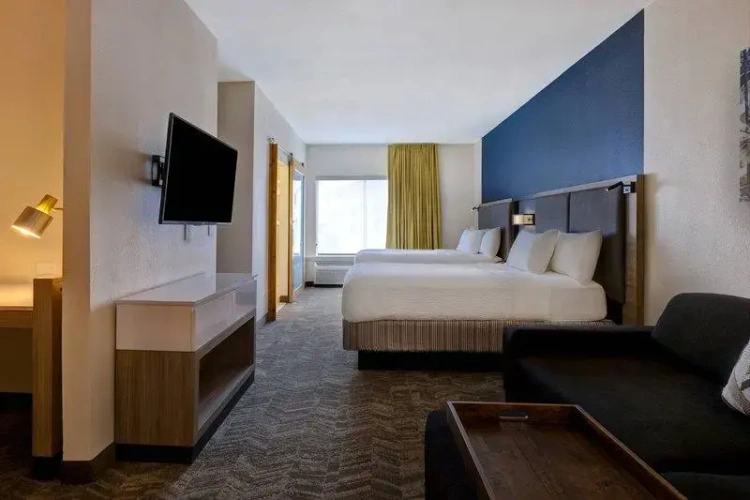 Quadruple Suite
