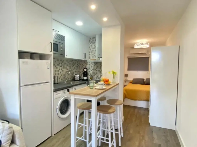 1 Bedroom Apartment